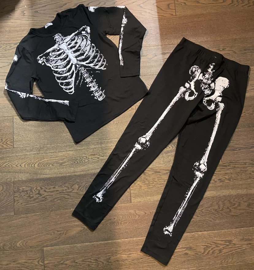LIKE NEW: Ardene Skeleton Pajama Set - Kids XL, 13-14 yrs