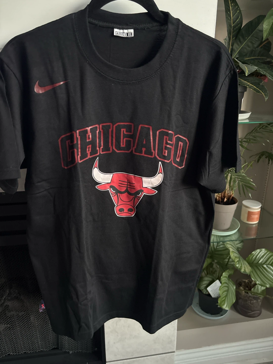 Brand  New Nike Chicago Bulls T-Shirt