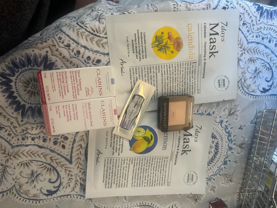 Clarins, Yves Rocher, and other beauty products gift basket - photo 4
