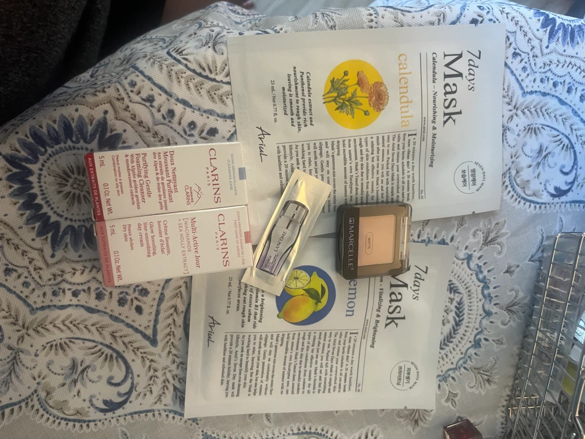 Clarins, Yves Rocher, and other beauty products gift basket - photo 5