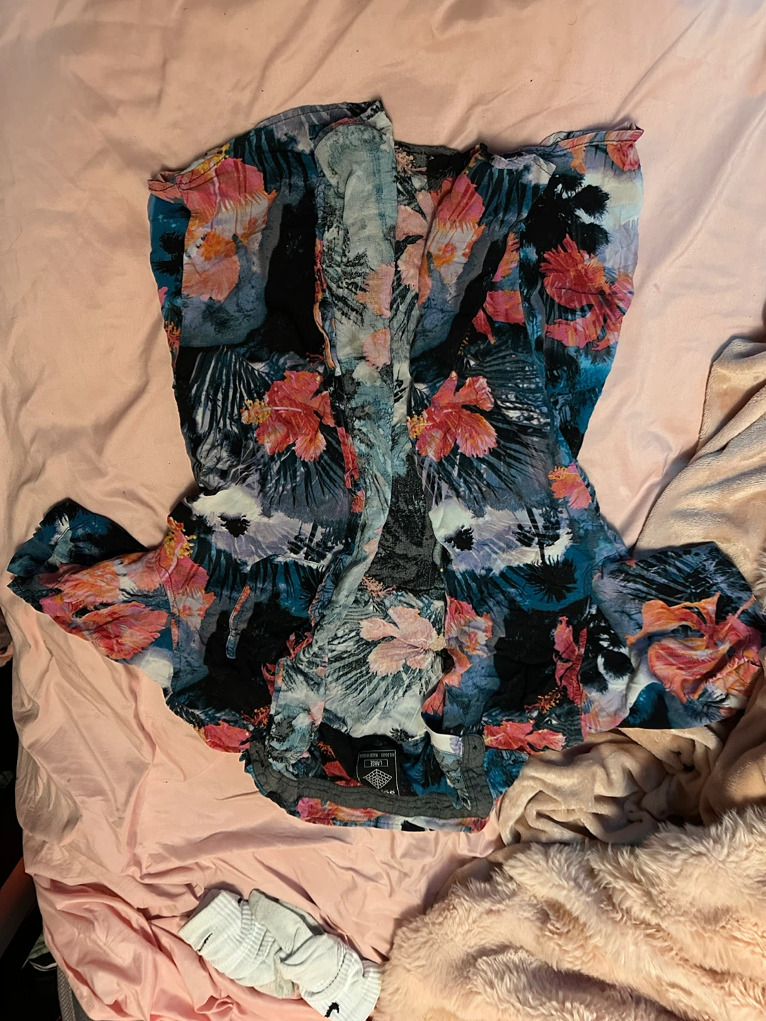 Hawaiian Print Button-Up Shirt