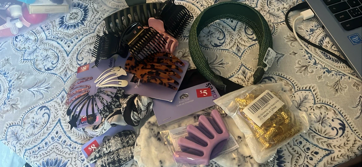 Claire's Hair Accessories Bundle - photo 2
