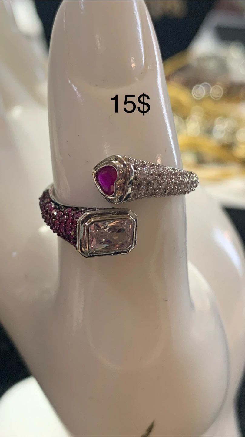 Green magenta and blue nano setting moissanite rings - photo 2