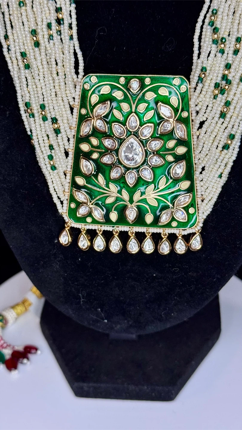 Green Enamel gold plated Pendant Necklace and Earrings Set - photo 3