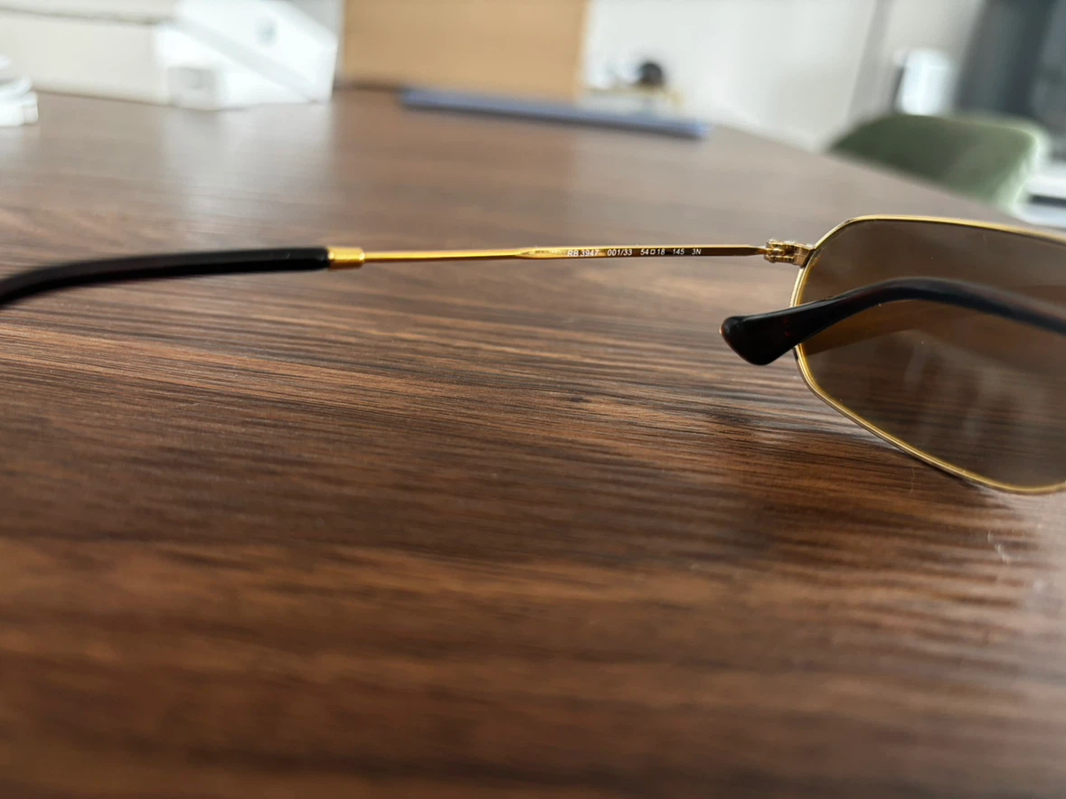 Ray-Ban RB3947 Gold Sunglasses – Brown Lenses – Authentic - photo 3