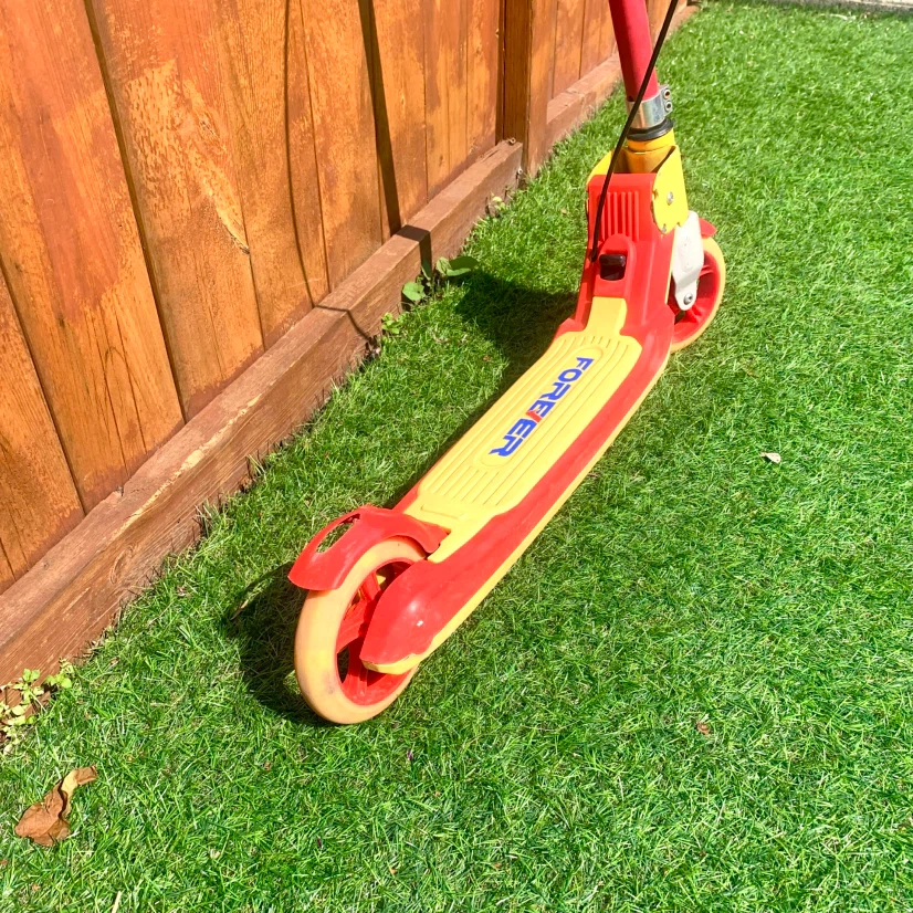 Kids Scooter Red Yellow Outdoor Ride On Toy Child Youth Scooter - photo 5