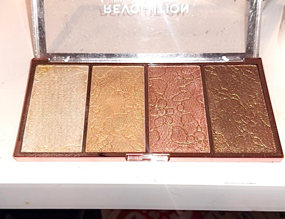 Revolution Shimmers and Highlighters - photo 2