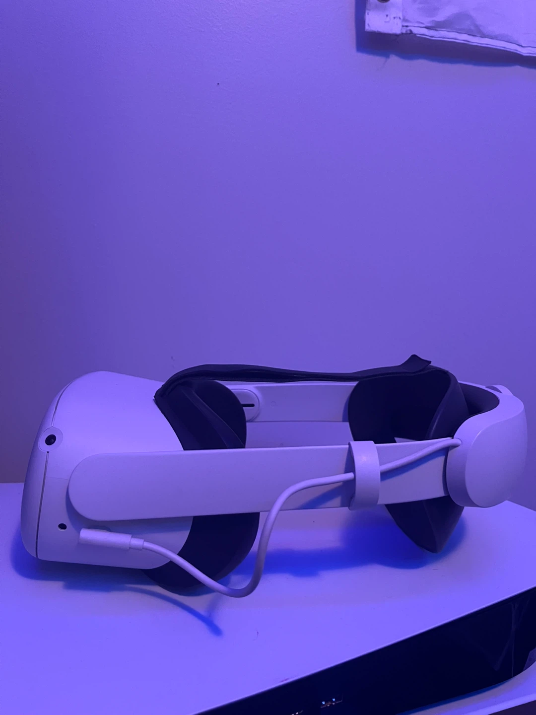 Meta Quest 2 VR Headset - photo 3
