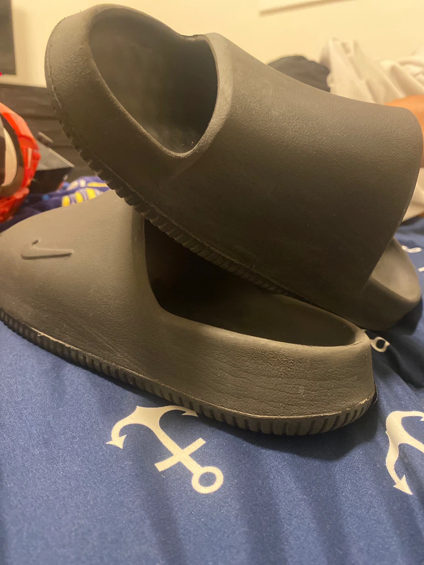 Black Nike Slides Size 5
