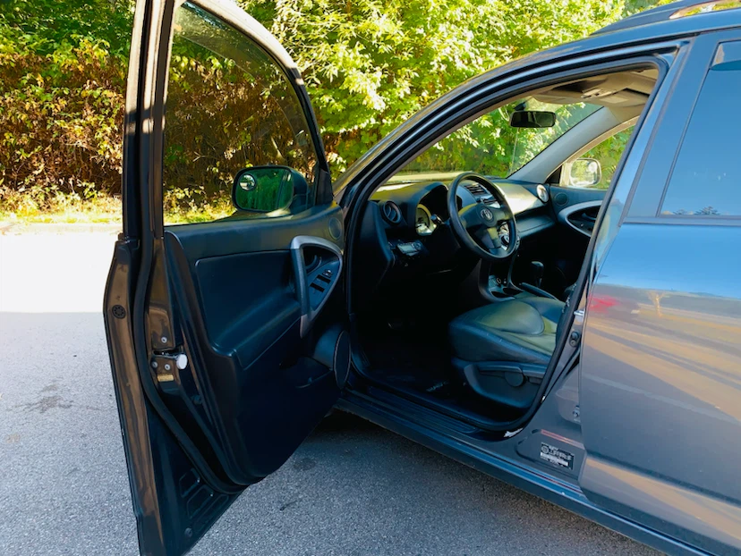2007 Toyota RAV4 V6 Sport - photo 4