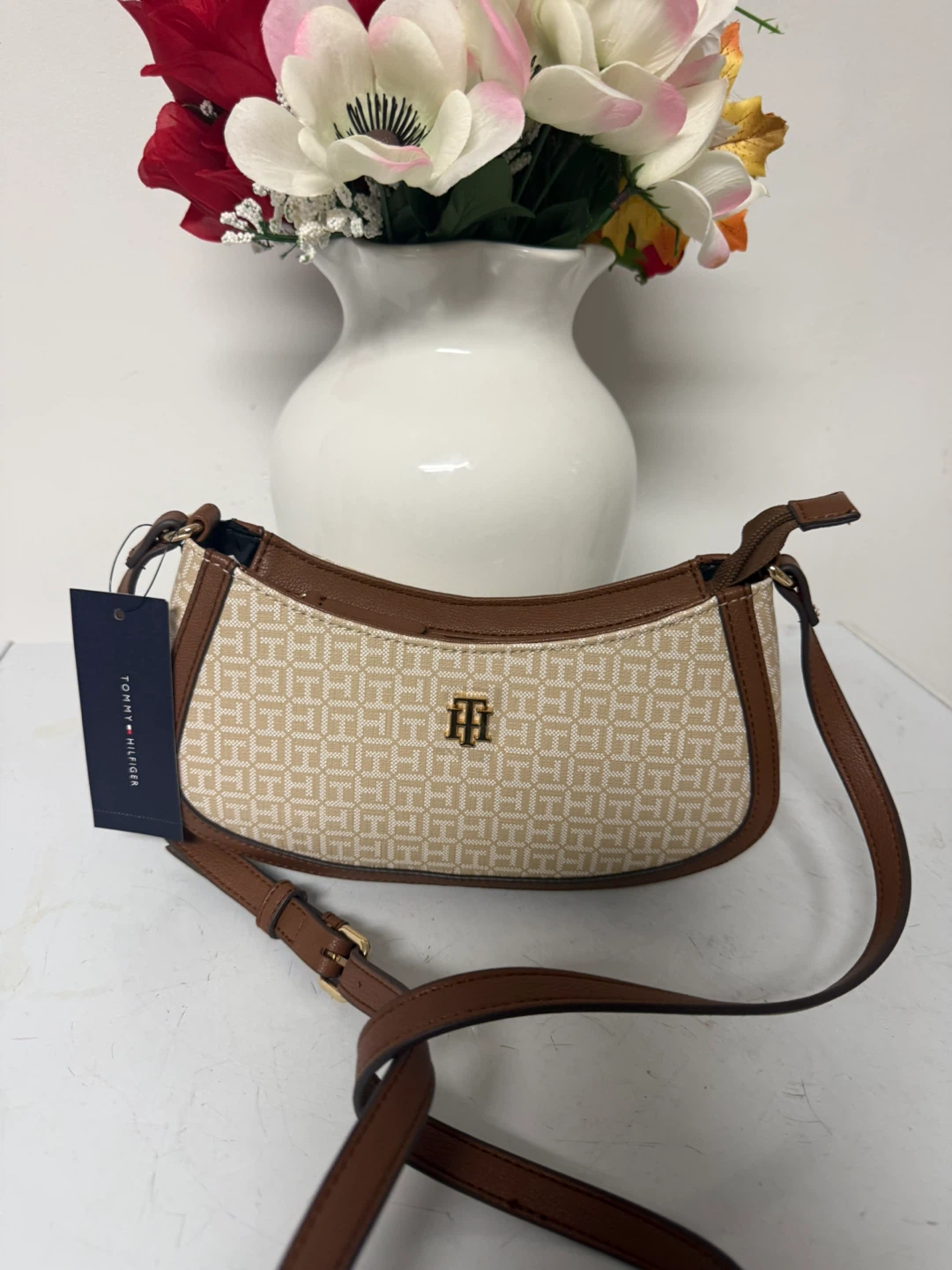 Tommy Hilfiger Shoulder Bag