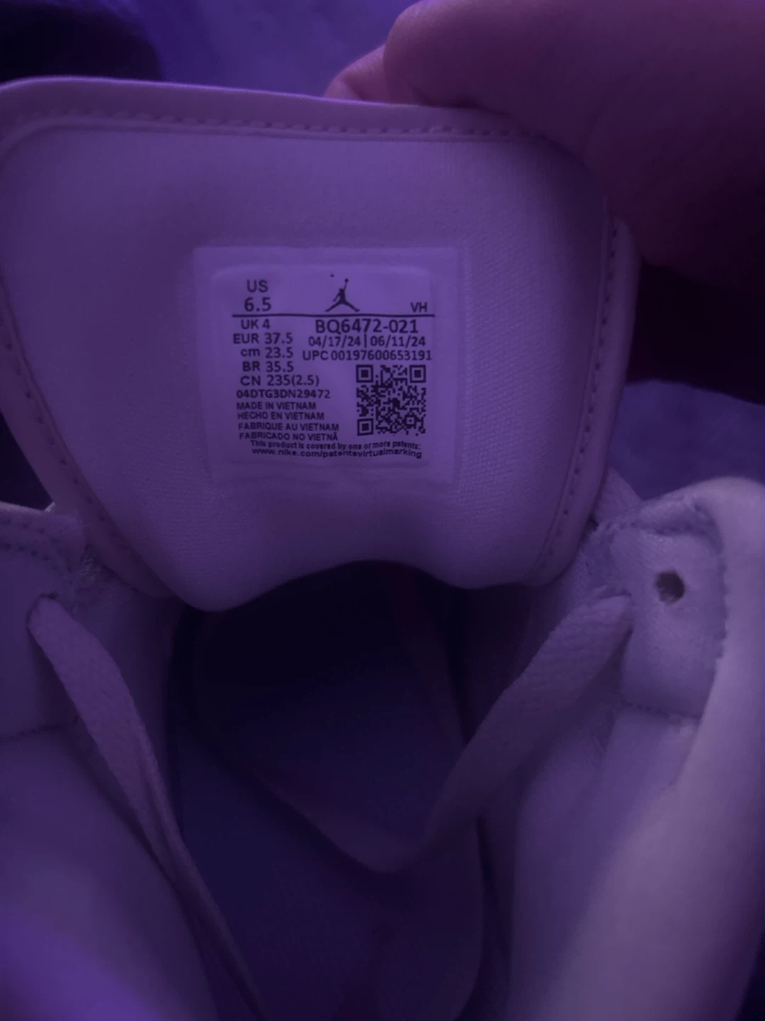 Air Jordan 1 Mid White Sneakers - photo 2