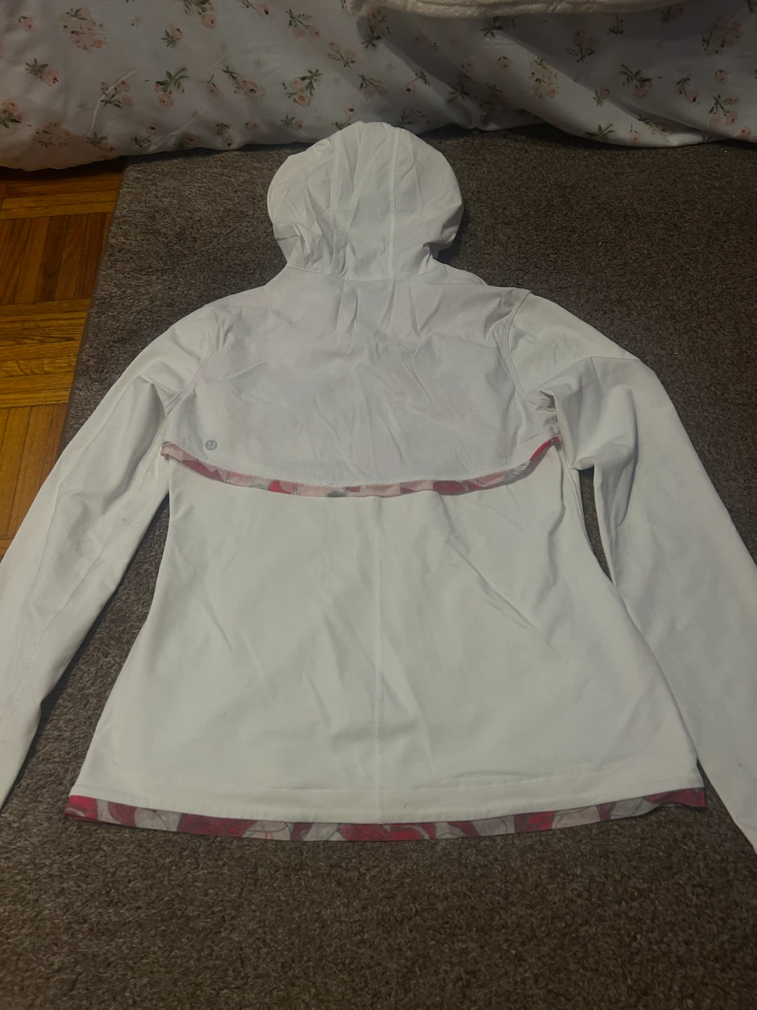 Lululemon White Hooded Athletic Jacket - photo 2