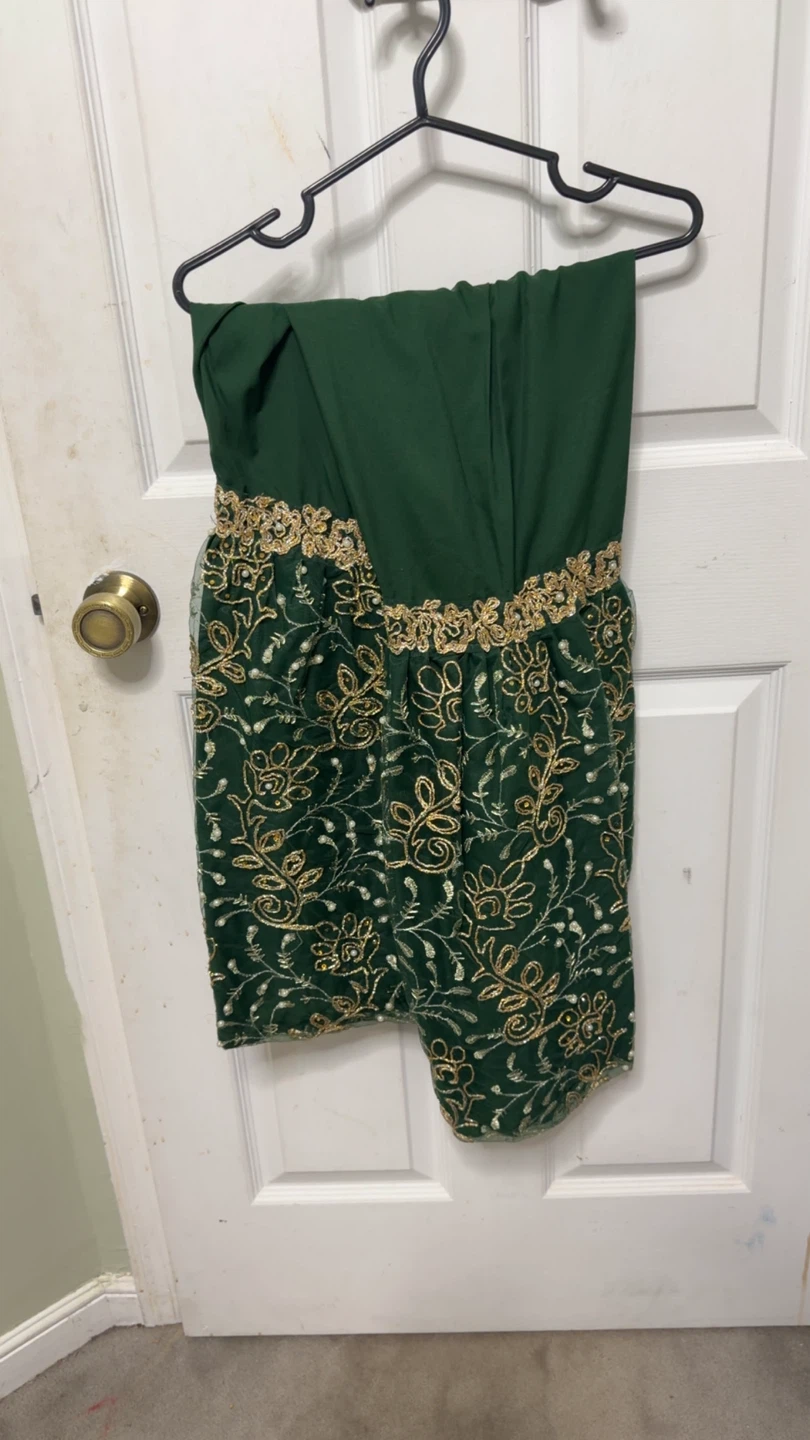 Beautiful party wear suit. - photo 2
