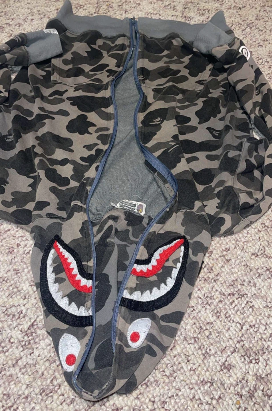 BAPE Full Zip Shark Hoodie - photo 2