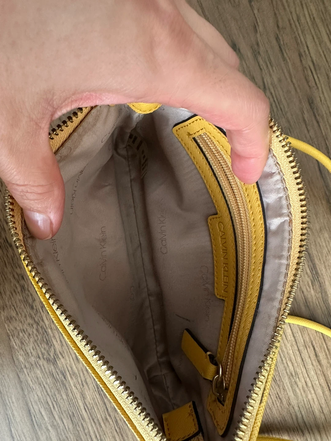 Calvin Klein Yellow Crossbody Bag - photo 4
