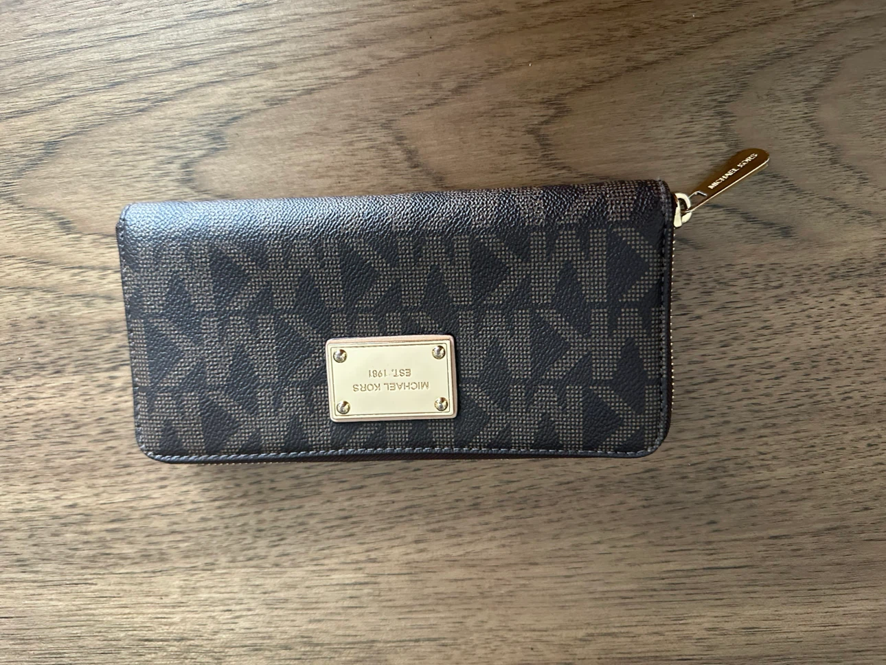 Michael Kors Monogram Zip Around Wallet