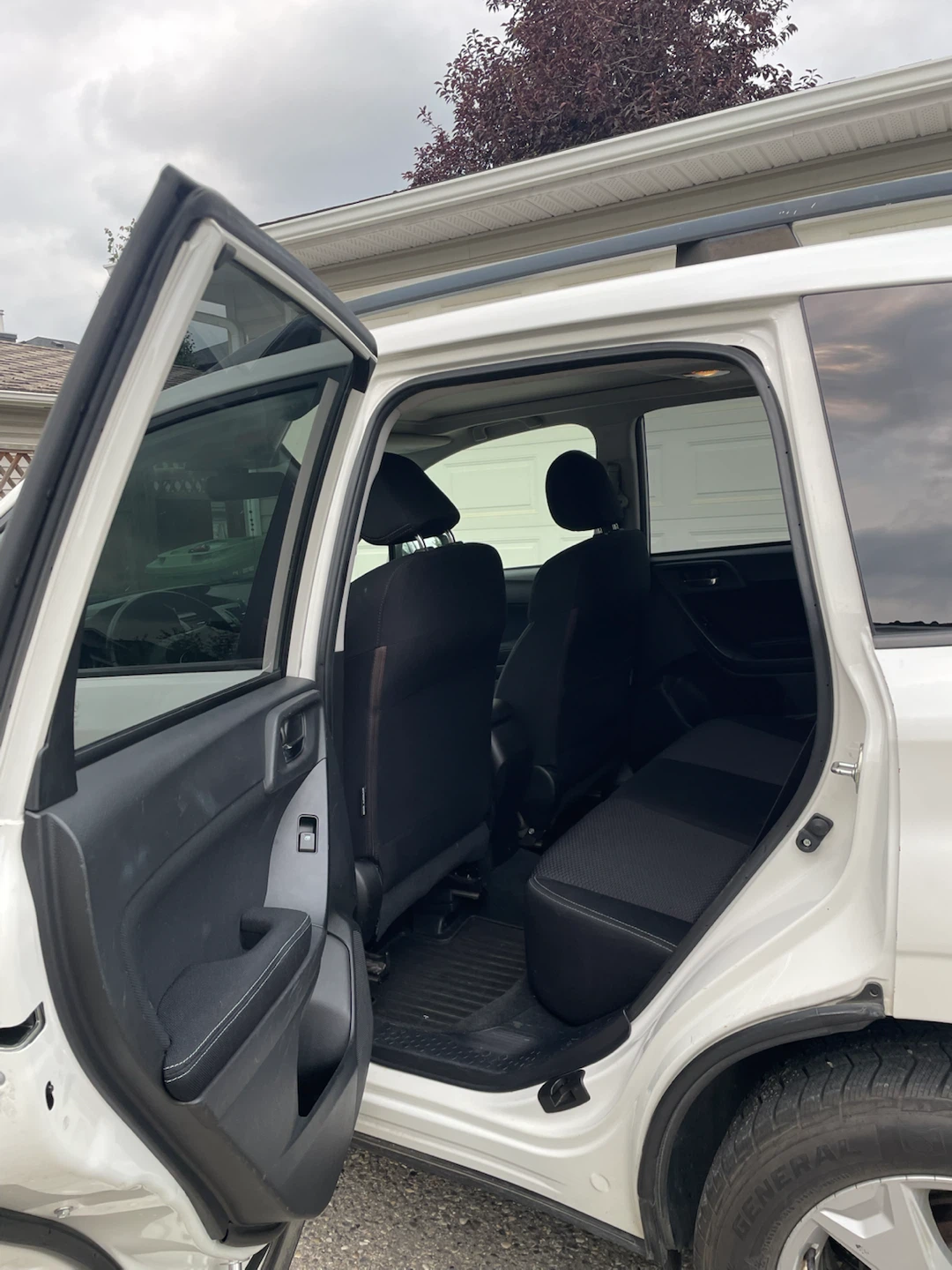 2015 Subaru Forester White - photo 3
