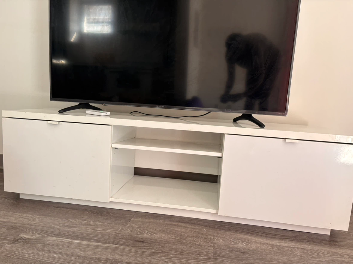 White tv stand - photo 2