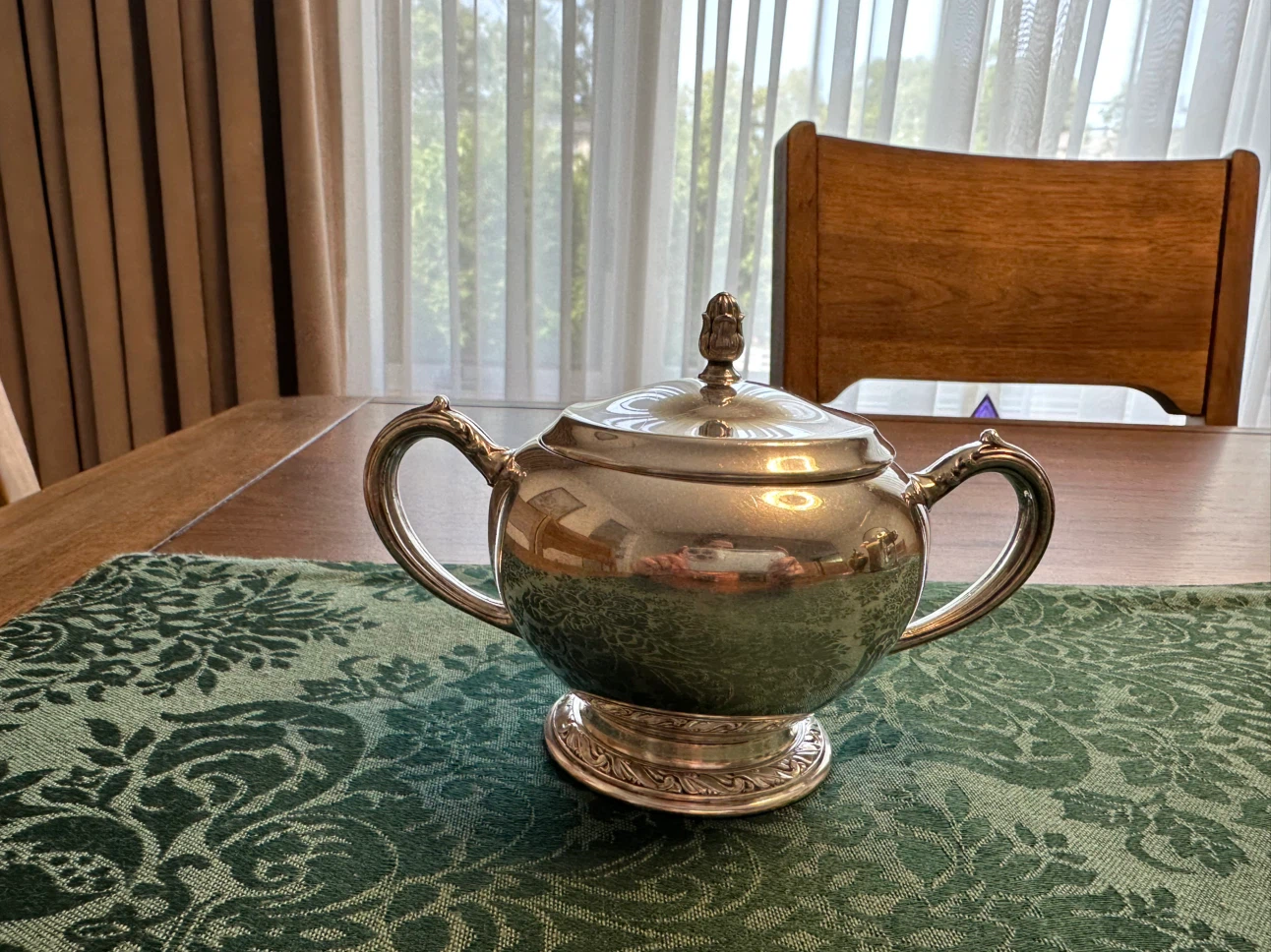 Vintage Oneida Silverplate Covered Sugar Bowl