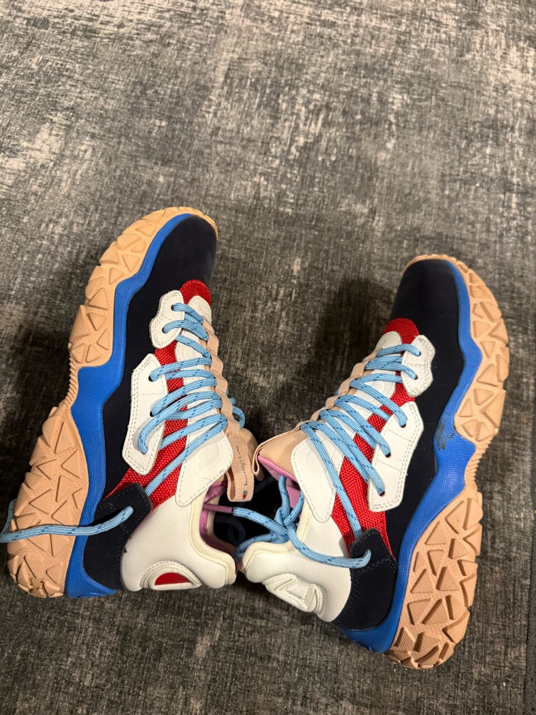 Champion "C" Logo Sneakers - photo 2
