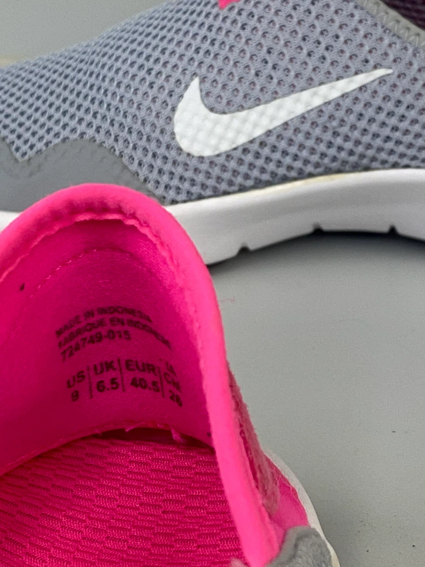 Nike Women's Slip-On Shoes Grey/Pink Size 9 - photo 5