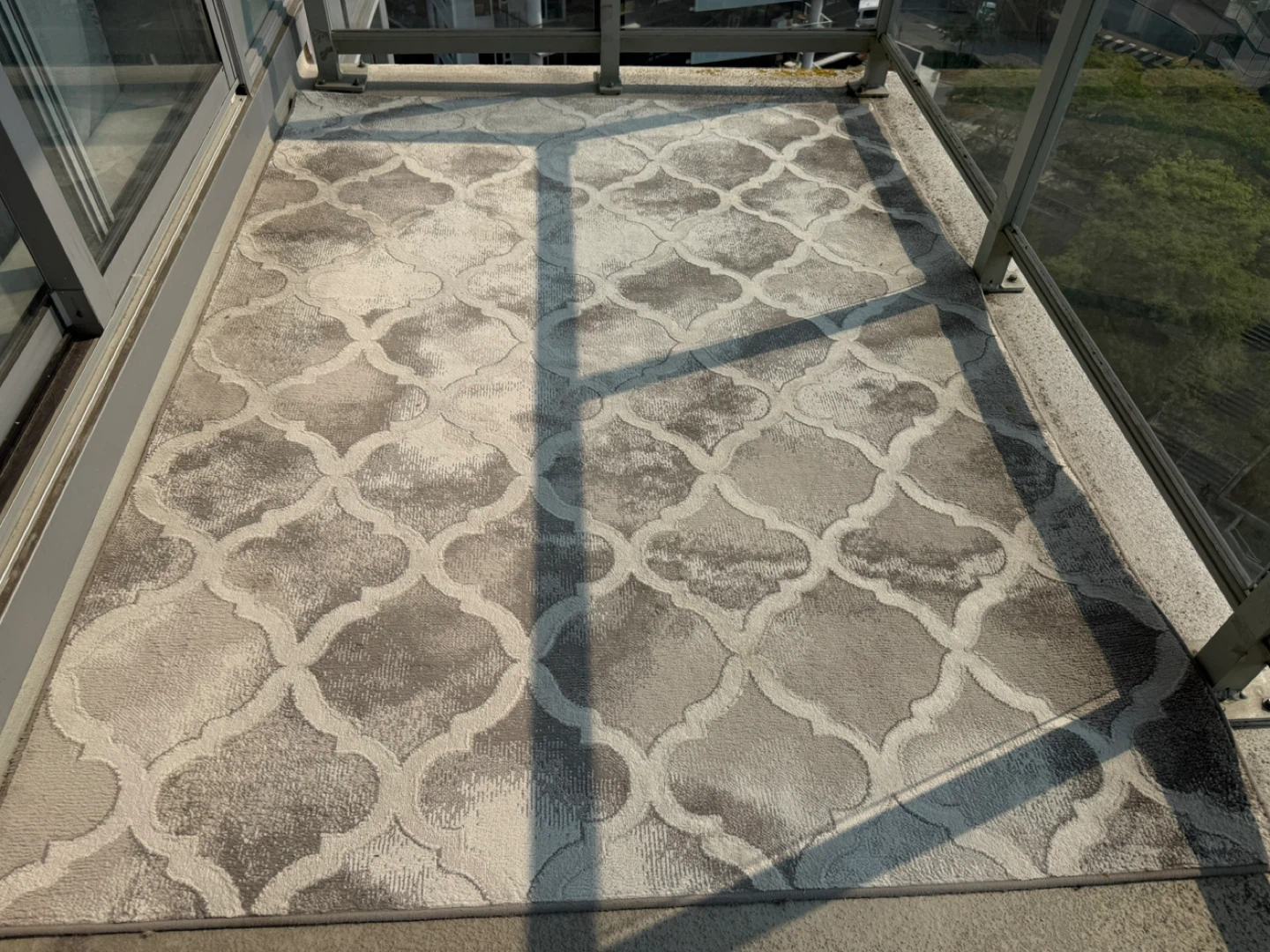 Decorative Area Rug - photo 2