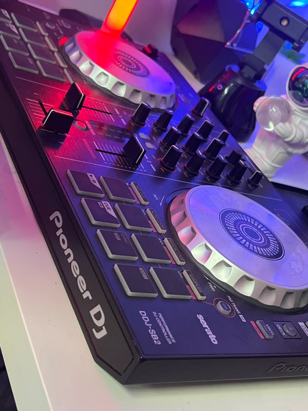 Pioneer DDJ SB2 (DJ CONTROLLER) - photo 2