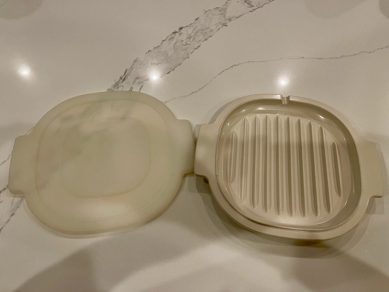 microwaveable plate