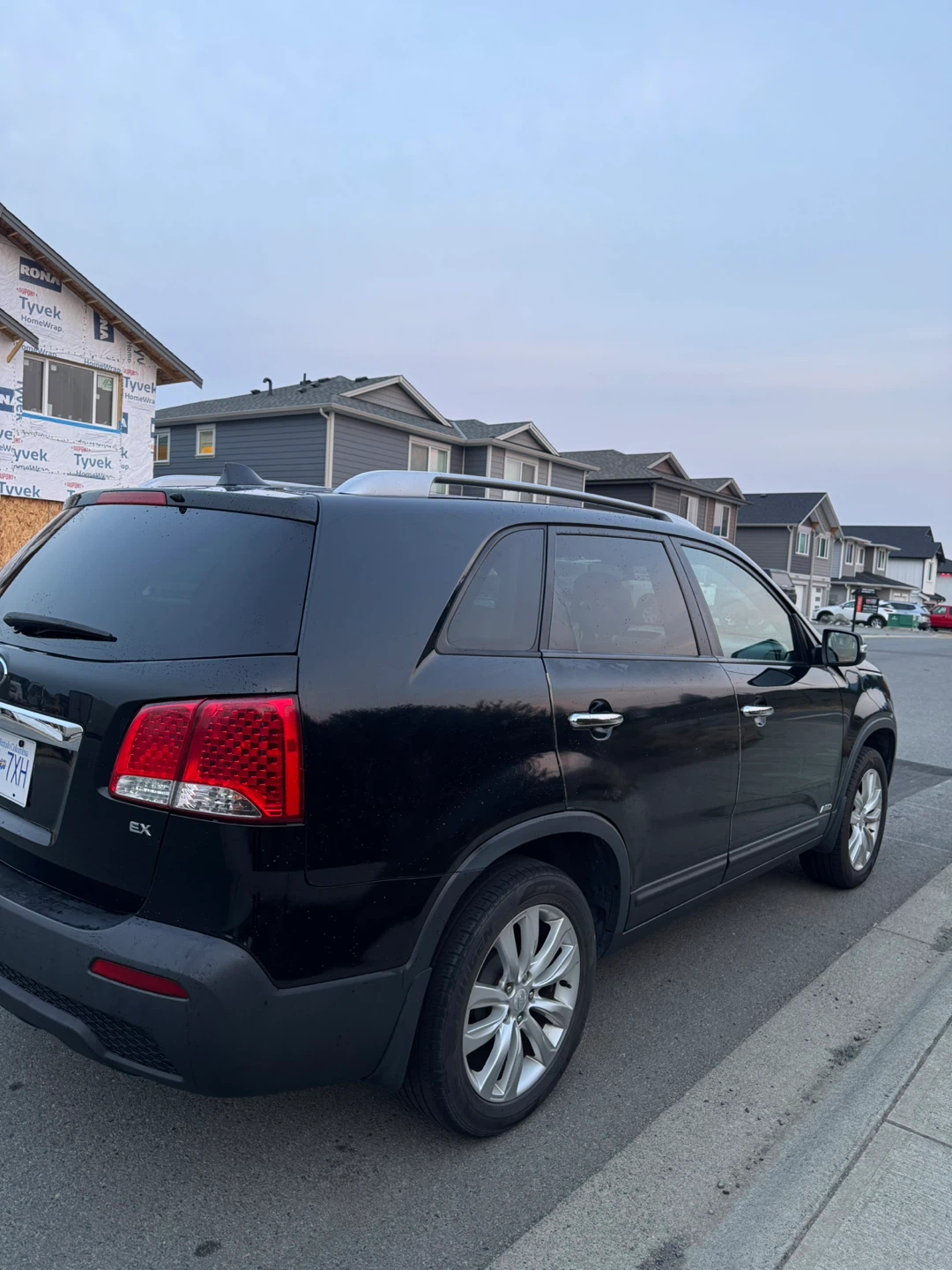 Black Kia Sorento EX AWD SUV - photo 3