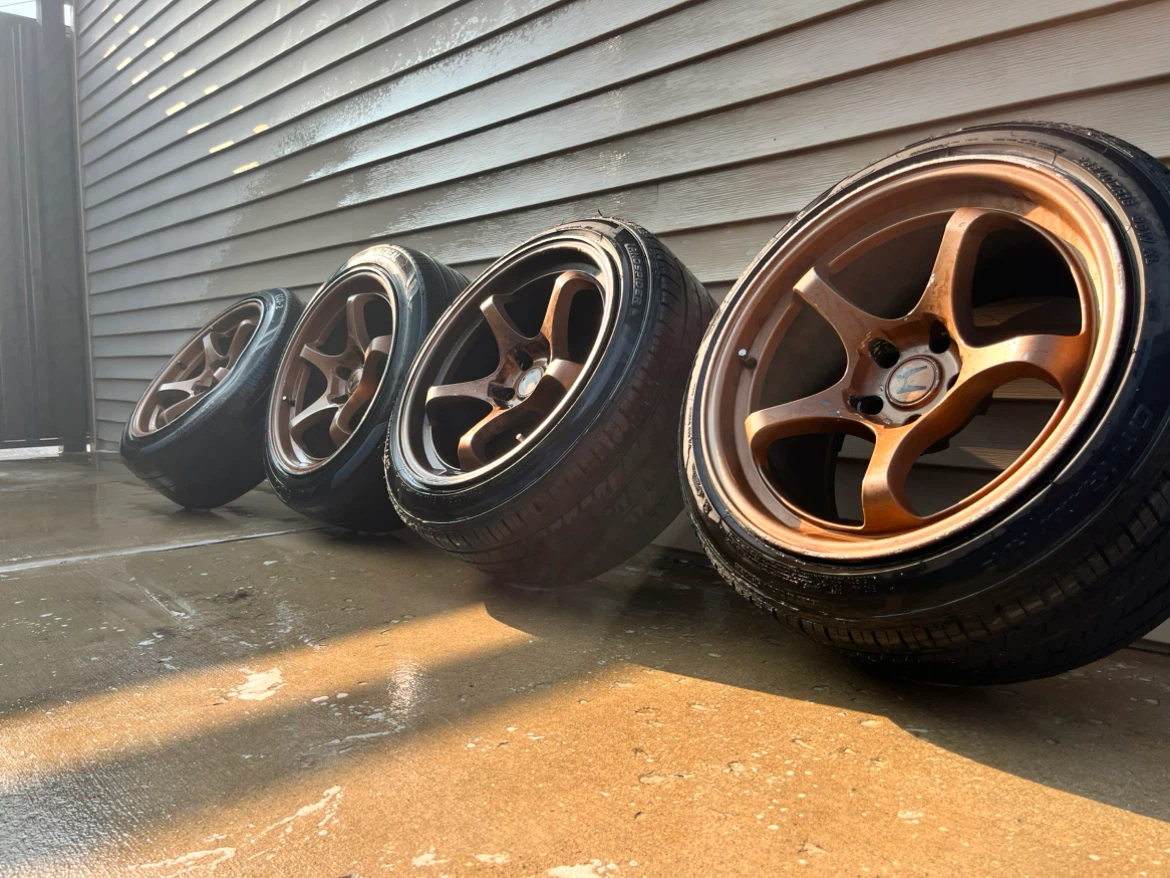 Set of 4 rota rt5 wheels (read description)