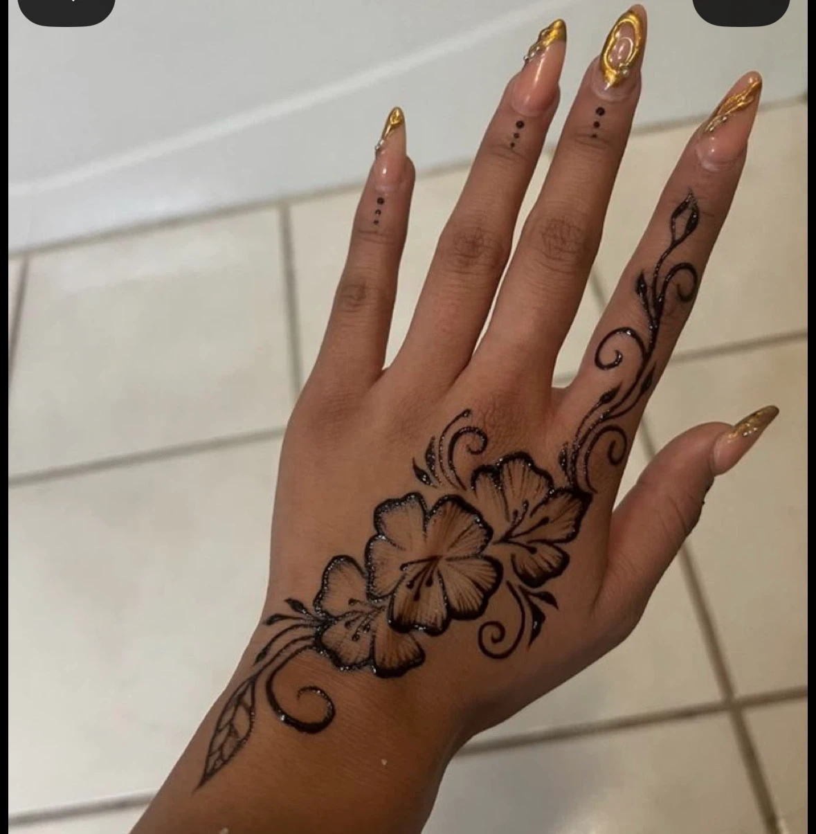 Henna Hand Tattoo Design