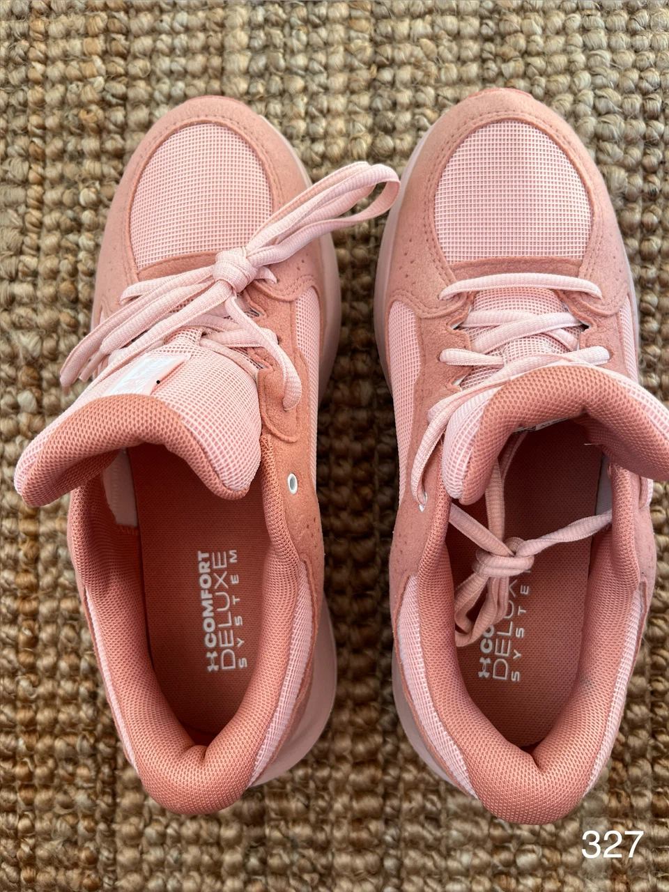 🚨 BRAND NEW UNDER ARMOUR CHARGED VERSURGE (WOMEN'S 8) 🚨 - photo 3