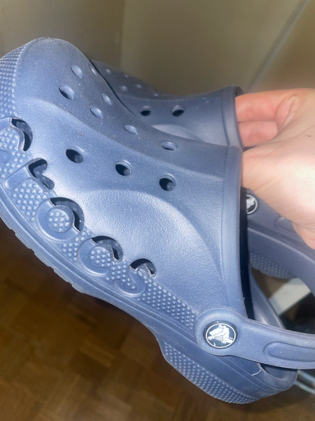 Crocs Navy Clogs Size 5/7