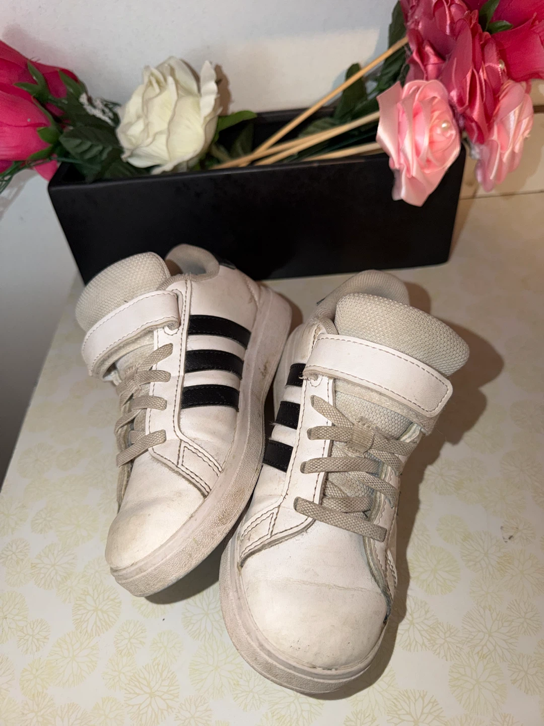 Adidas White & Black Striped Sneakers 13.5C
