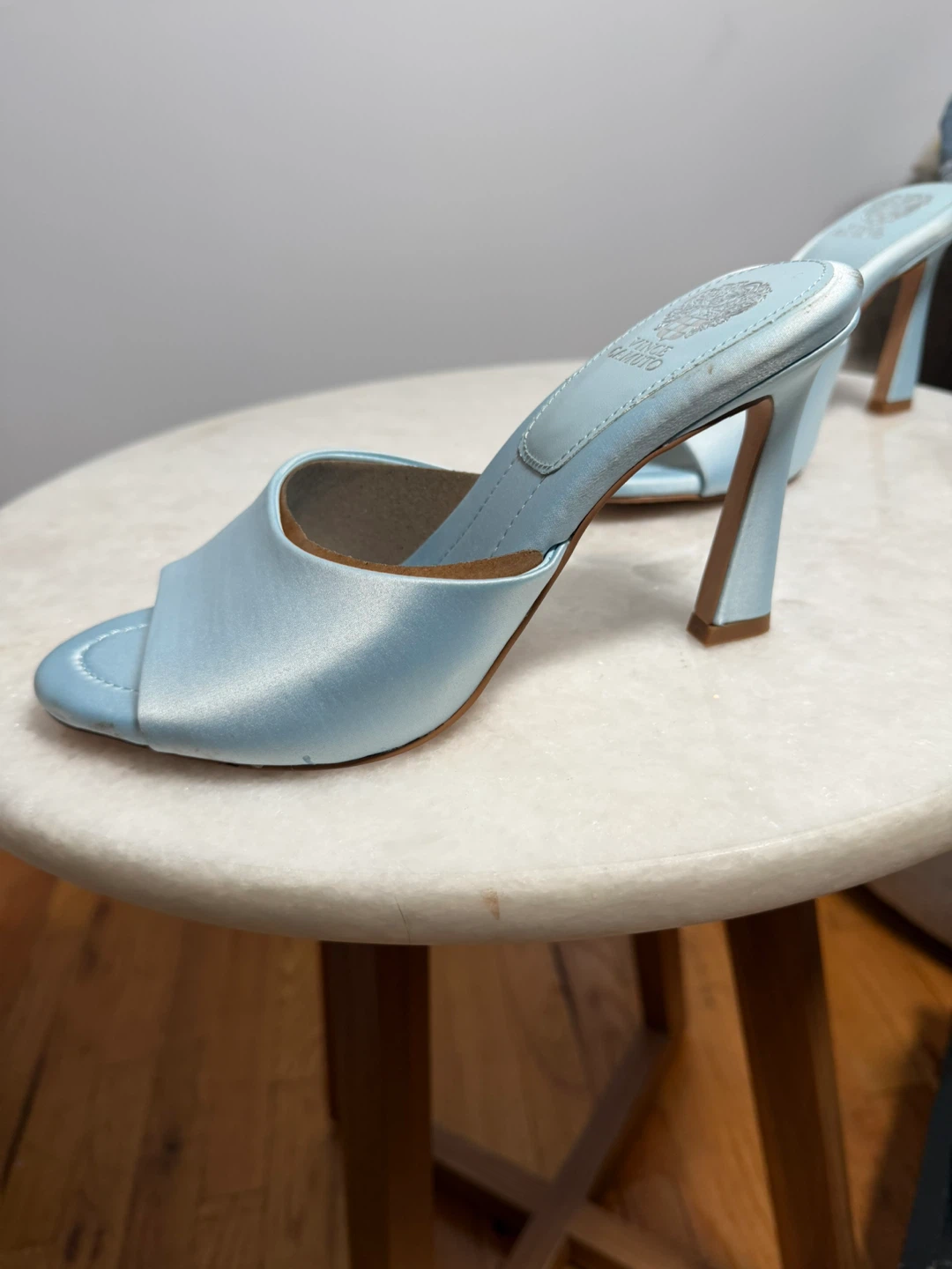 Vince Camuto Light Blue Satin Mules Heels size 9M - photo 4