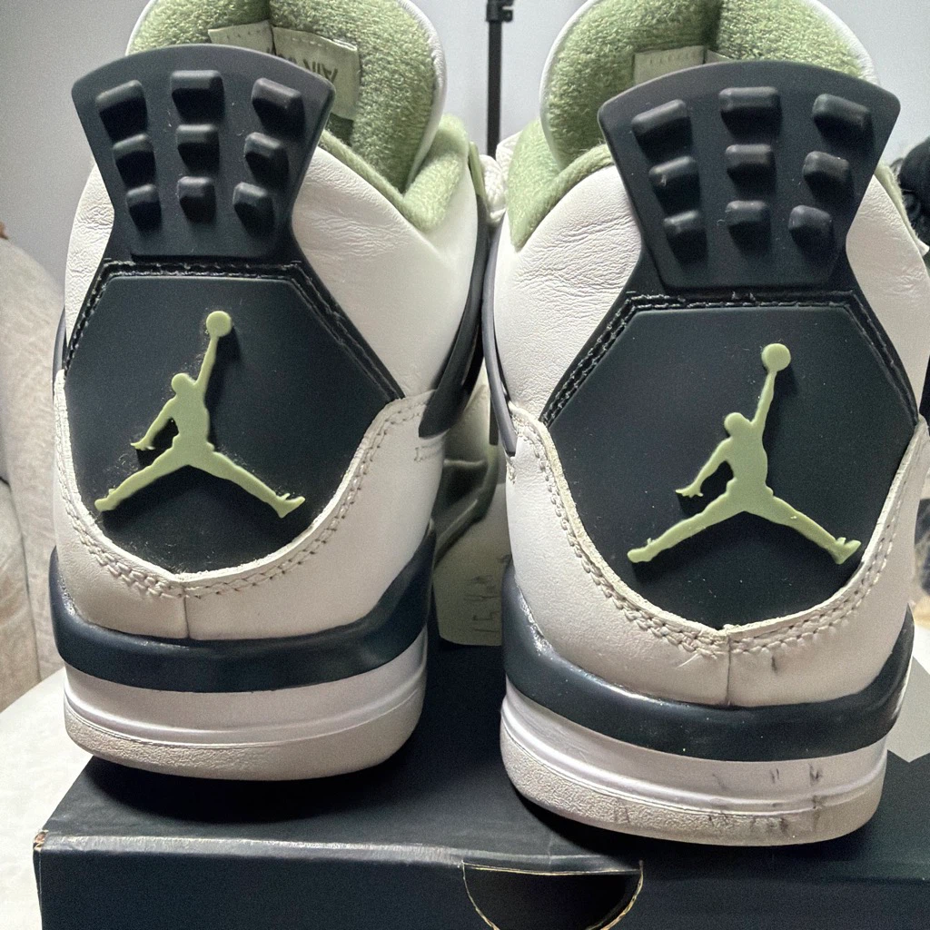 Air Jordan 4 Retro Seafoam women’s size 8.5 - photo 3