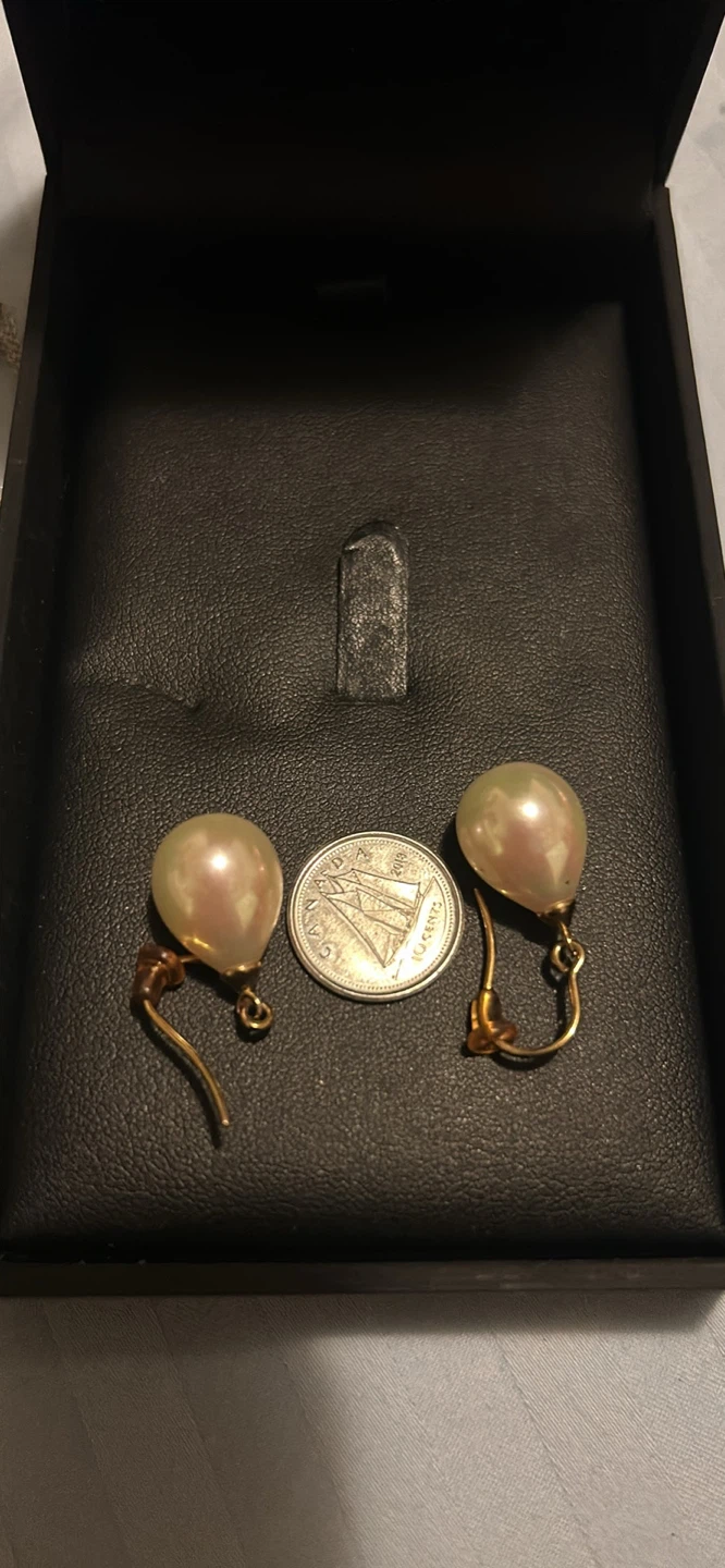 Pearl Drop Earrings with Gold Clasp - photo 2
