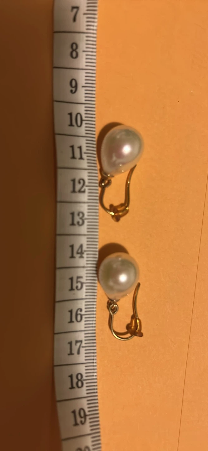 Pearl Drop Earrings with Gold Clasp - photo 3