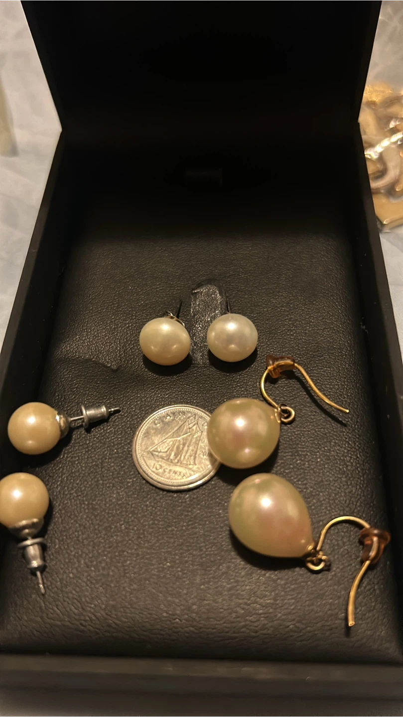 Pearl Drop Earrings with Gold Clasp - photo 5