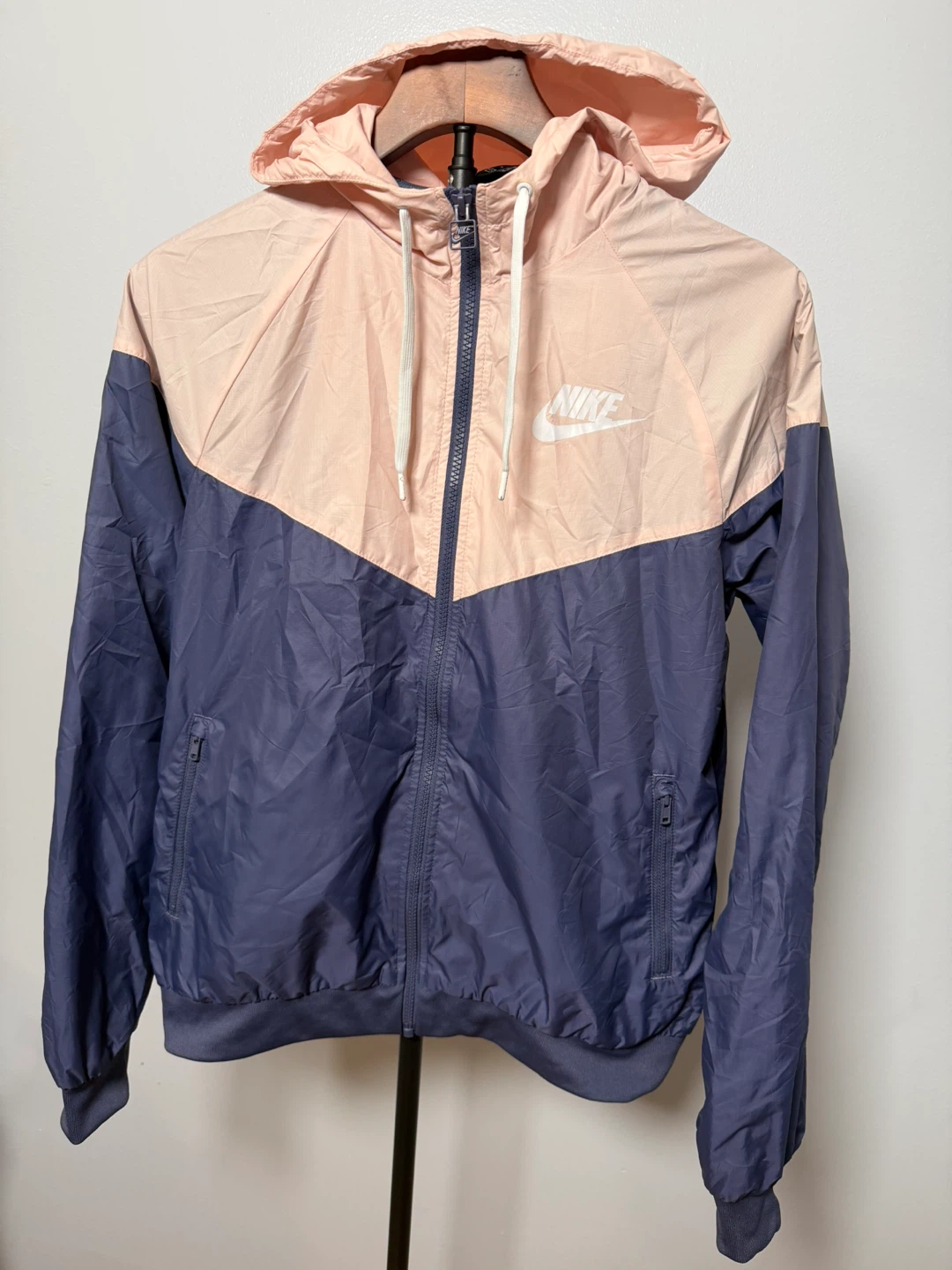 Nike Windbreaker Jacket size Small