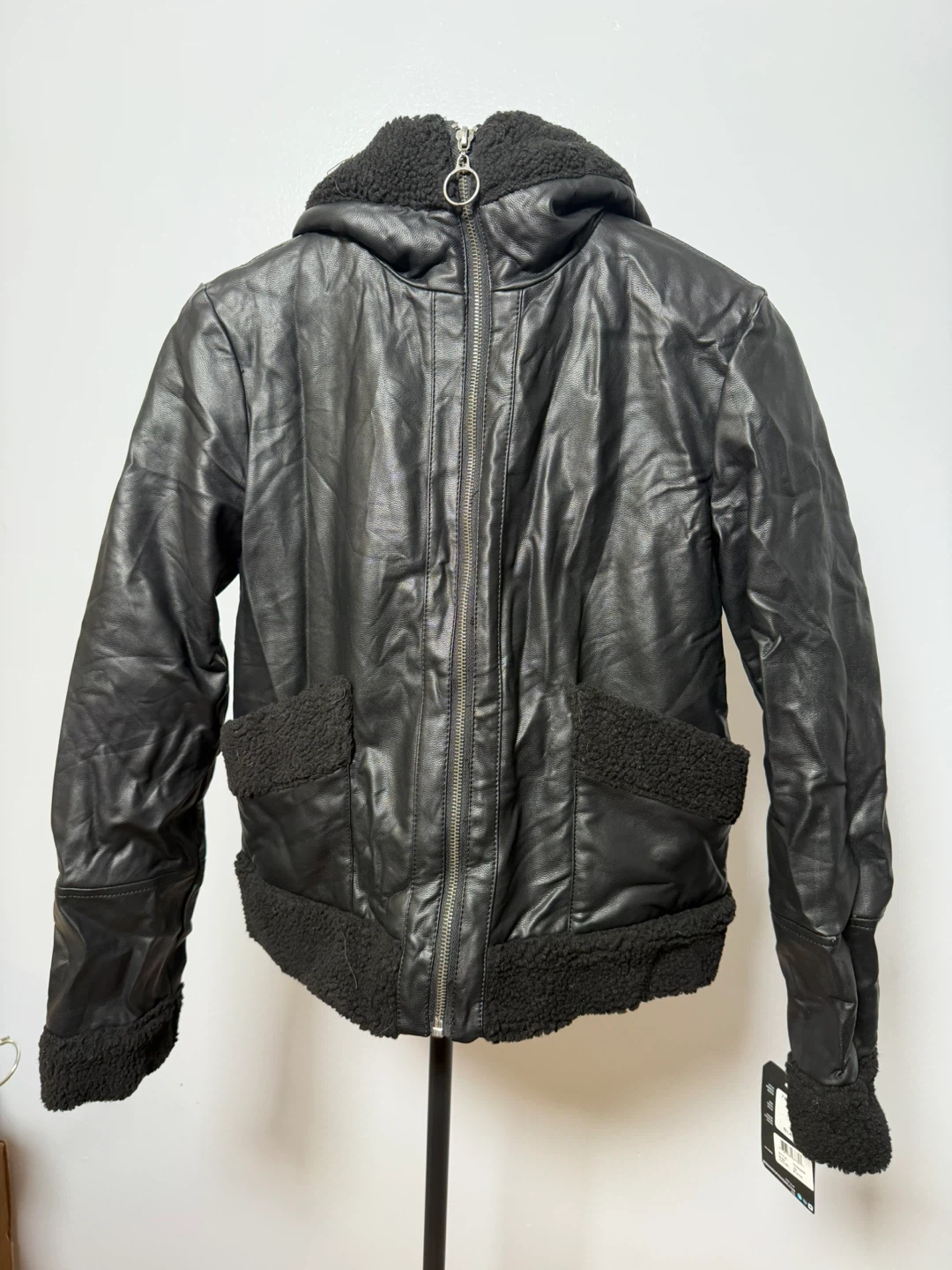 Black Faux Leather Lined Jacket new with tags - photo 2