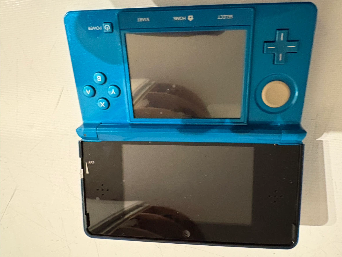 Nintendo 3DS Blue