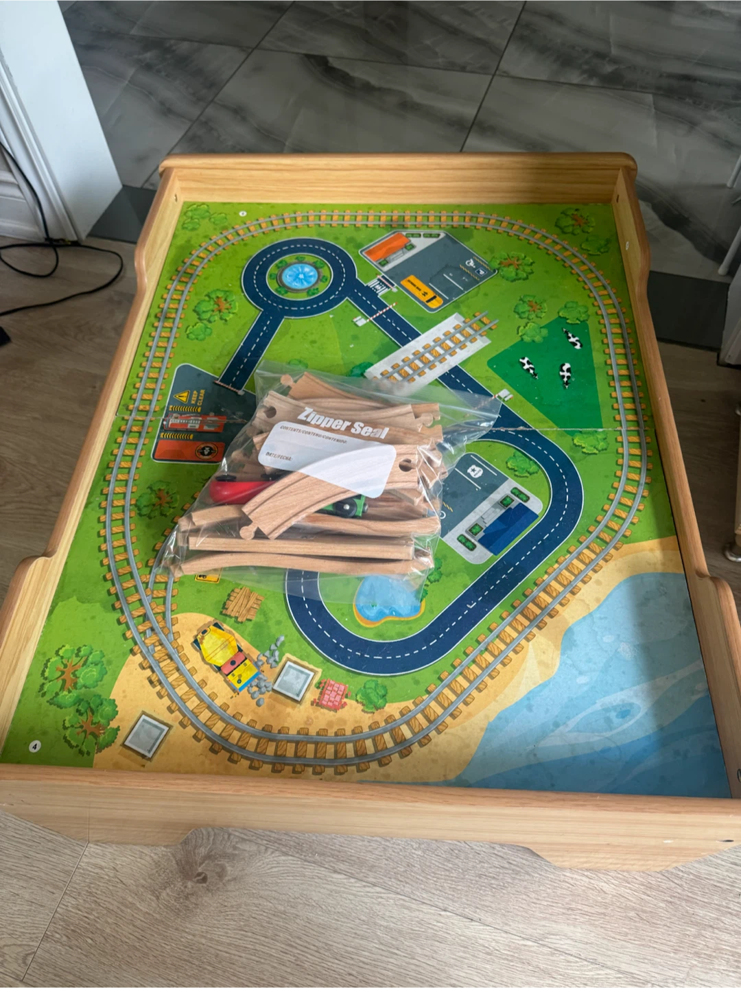 Wooden Train Set Play Table - photo 2