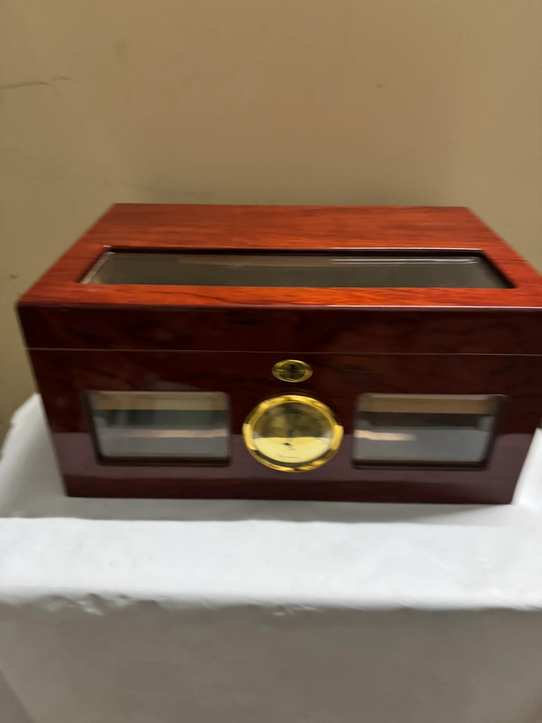 The Valencia Glass Top Cigar Humidor Capacity 120 Cherry