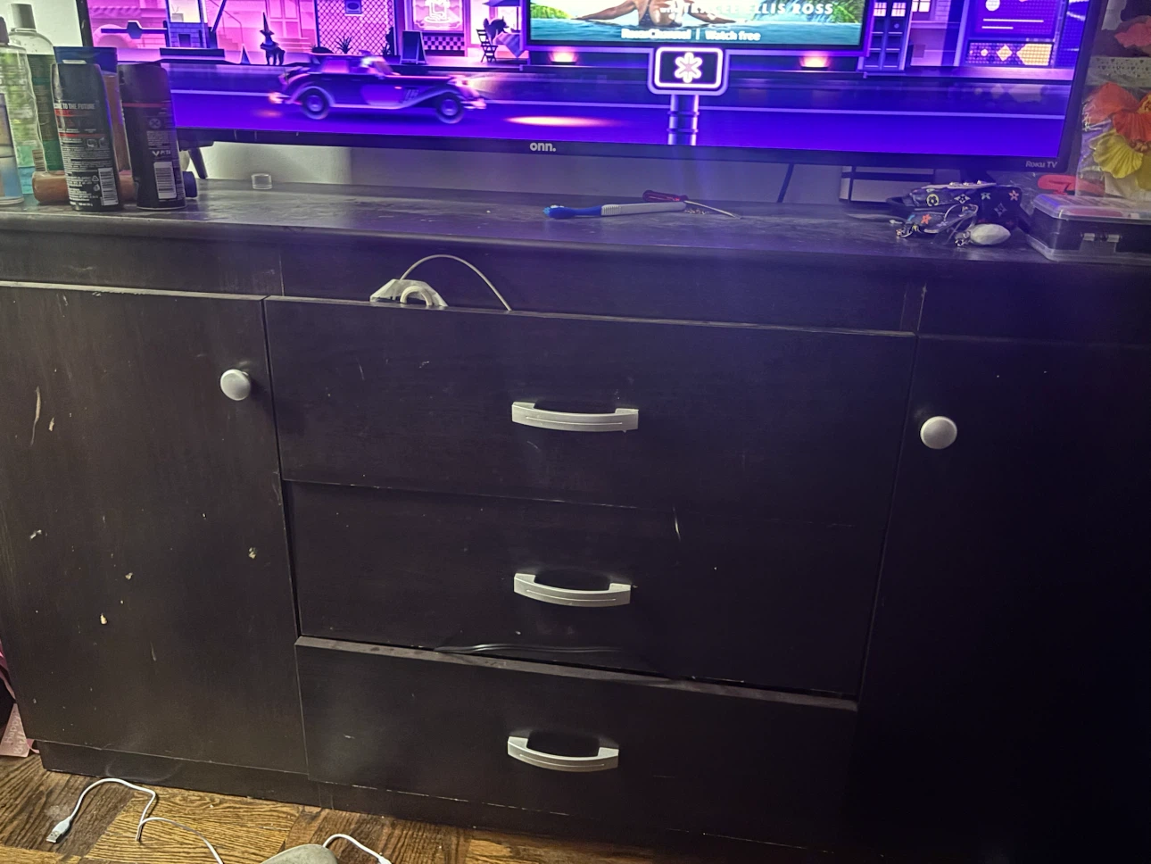 🏠 MOVING SALE — FURNITURE, ELECTRONICS & MORE! - photo 2