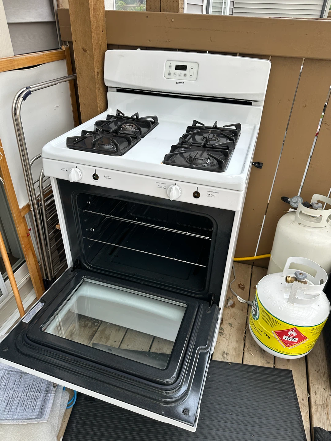 White gas stove - photo 2
