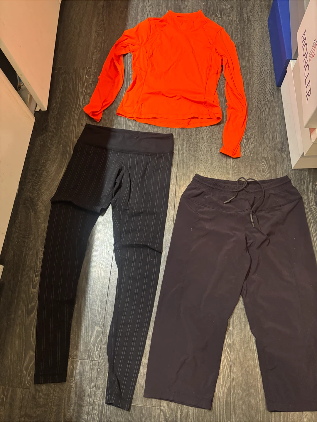 3 Lululemon workout gear + 4 Free SMALL