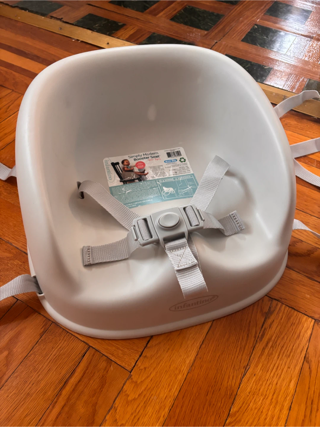 Infantino Simply Modern Booster Seat - photo 2