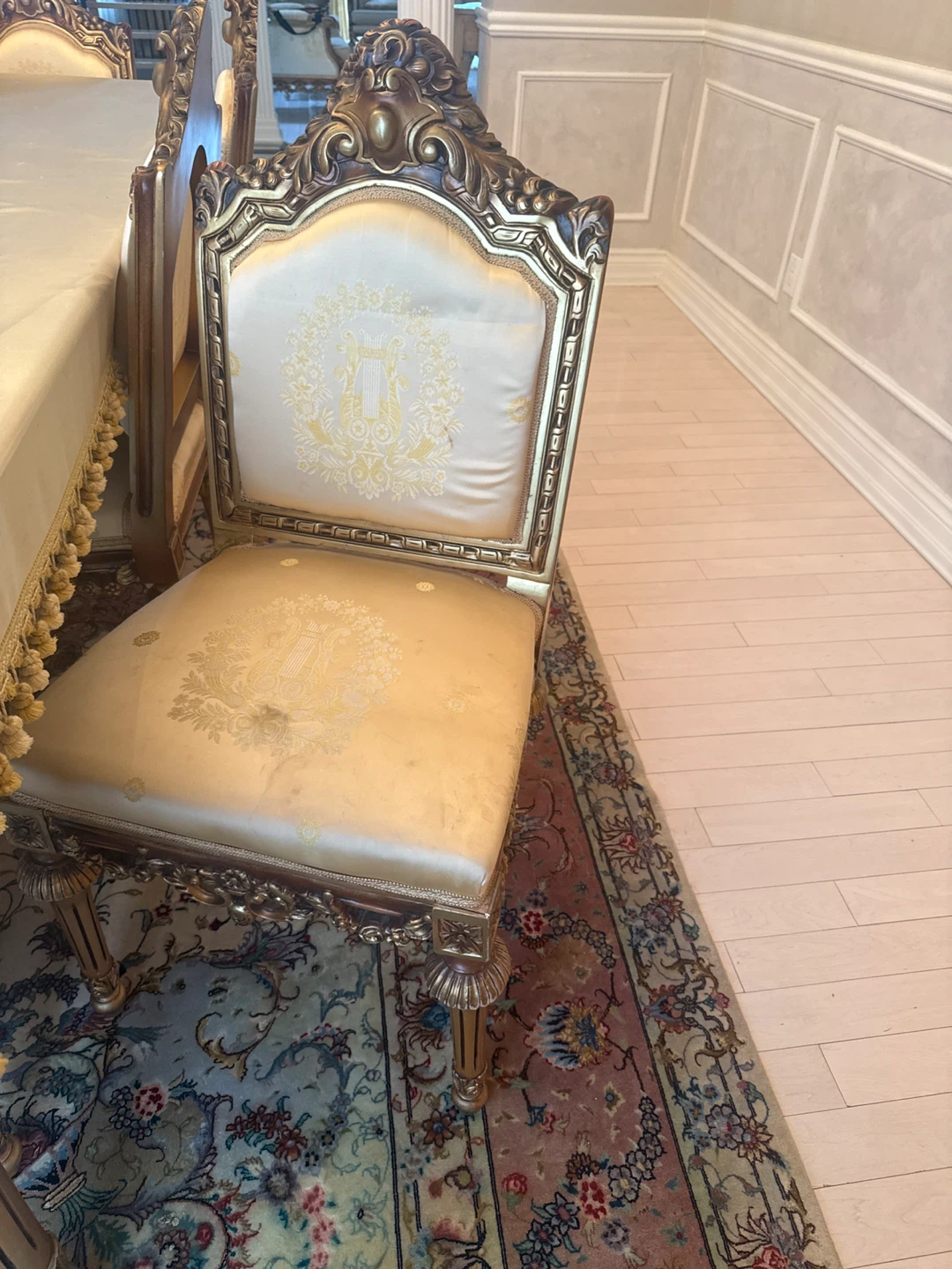 Ornate Dining Set with Table 8 and Chairs - photo 5
